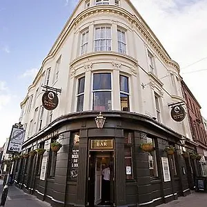The Dickens Bar & Bed & Breakfast Scarborough